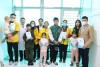   Đoàn Bảo hiểm xã hội cơ sở Thái Bình trao quà động viên các bệnh nhi