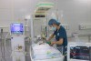 Bệnh viện Nhi Thái Bình điều trị cho trẻ sơ sinh 5 giờ tuổi suy hô hấp, xuất huyết phổi.