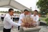 Dâng hương tưởng niệm Chủ tịch Hồ Chí Minh, đồng chí Nguyễn Đức Cảnh và các anh hùng liệt sĩ