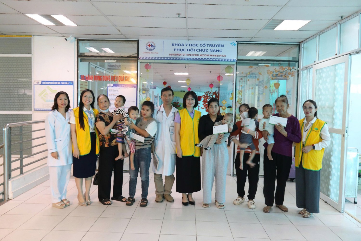Kết Nối Tình Người Trong Hành Trình Chữa Bệnh Của Trẻ
