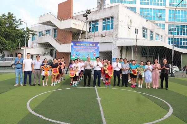 Giao hữu thể thao kỷ niệm 95 năm Ngày thành lập Hội Liên hiệp Phụ nữ Việt Nam